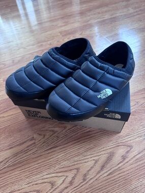 The North Face Black Quilted Slip-On Mule Shoes